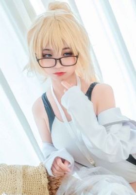 被探索的堕落少女