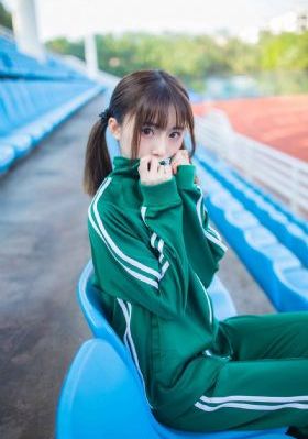 年轻妈妈